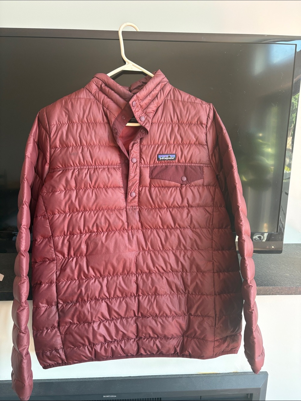 Patagonia Maroon Quilted Pullover Puffer